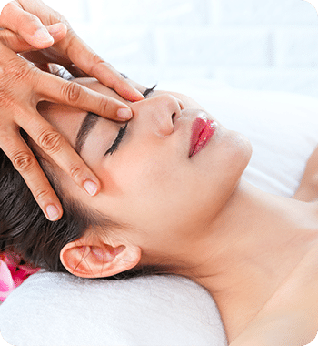 Zabiegi na twarz i terapia